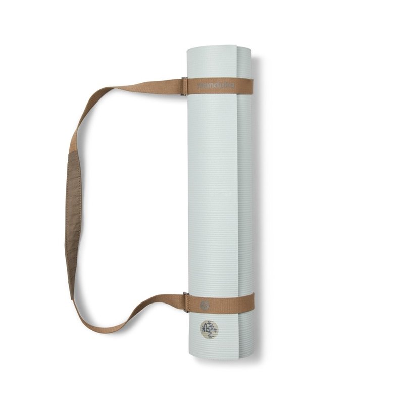【Manduka】Commuter Mat Carrier 瑜珈垫背绳 - Lions Mane - 运动配件 - 棉．麻 卡其色