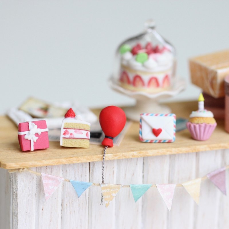 红色生日派对耳环套组  Red Birthday Party Earring Set - 耳环/耳夹 - 粘土 红色