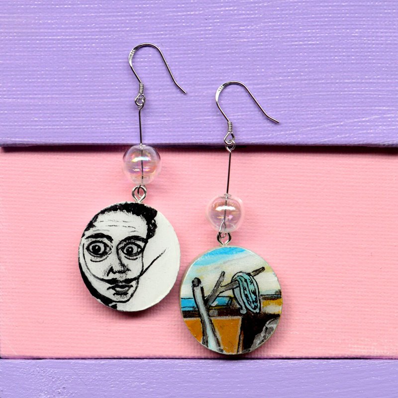 非物士系列 达利 时间的永恒 不对称耳环耳夹 手绘木制 树脂封层 - 耳环/耳夹 - 木头 多色