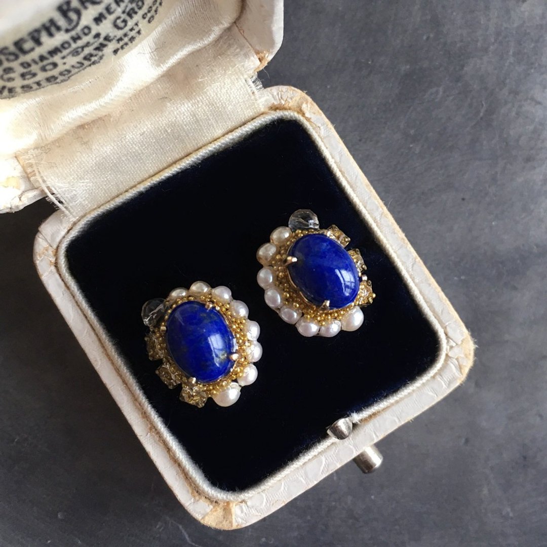 14kgf Lapis lazuli and vintage pearl irregular oval earrings OR brass painless ear clips - 耳环/耳夹 - 宝石 蓝色