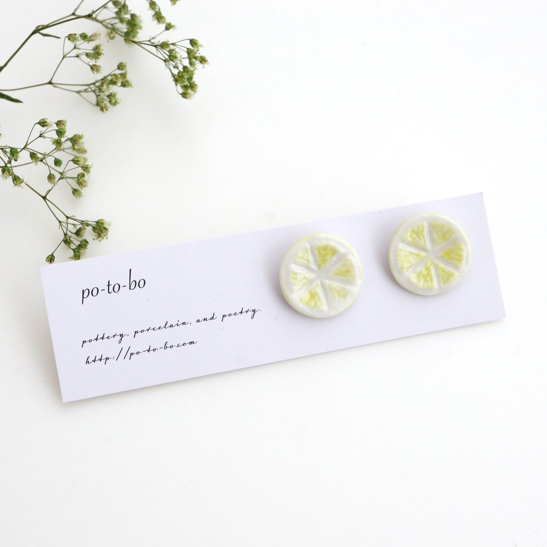 Lemon earrings - 耳环/耳夹 - 瓷 黄色