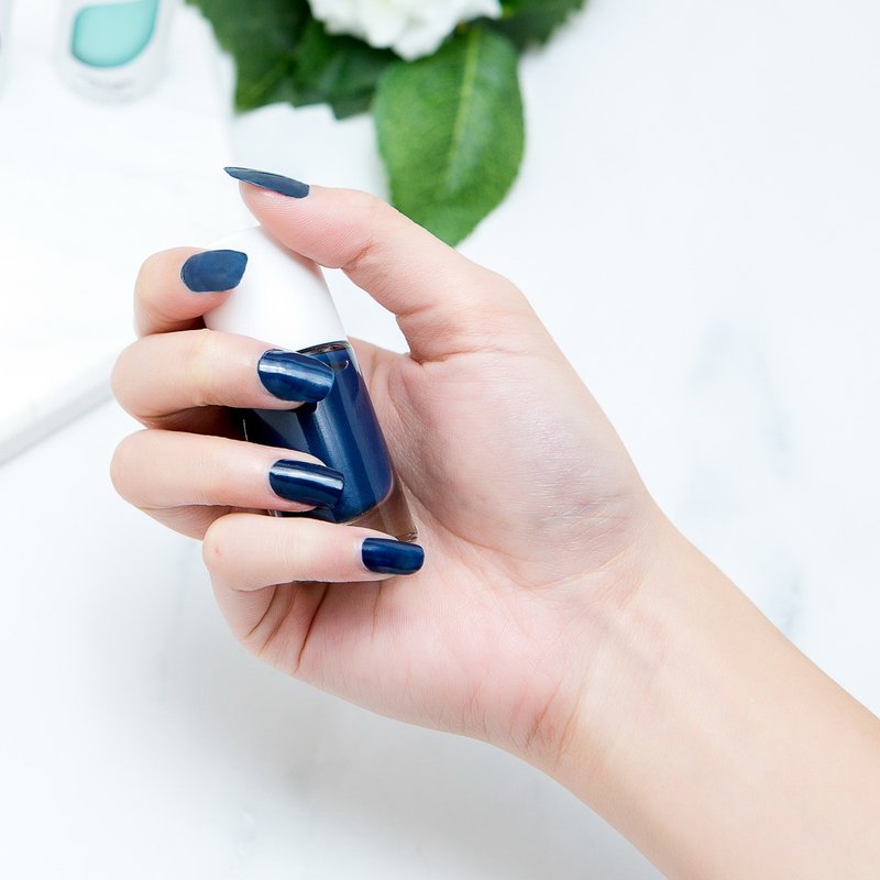 nailmatic 纯色生物基经典指甲油-LOU-海军蓝 - 指甲油/指甲贴 - 树脂 