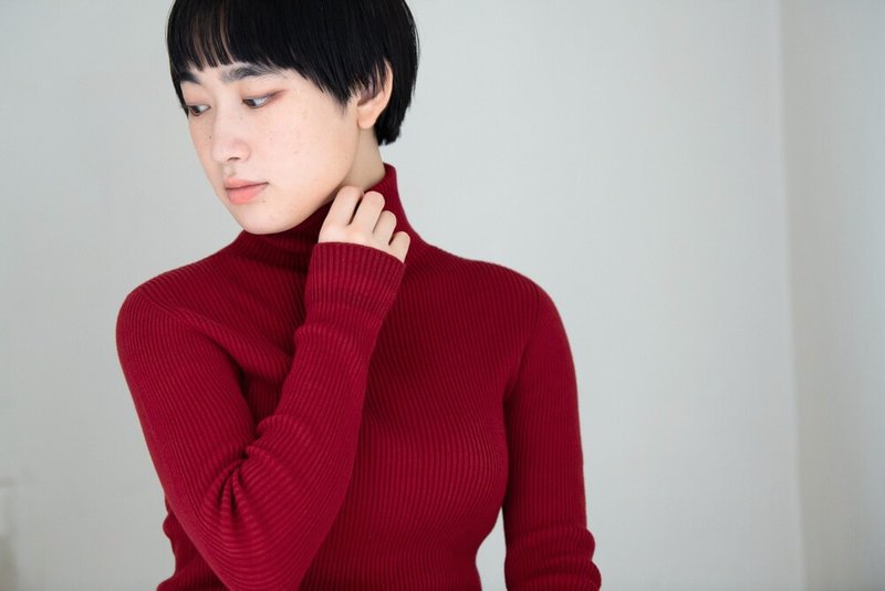 【洛神花实染】有机棉无缝制袖口滚边罗纹高领毛衣 - 女装上衣 - 棉．麻 红色