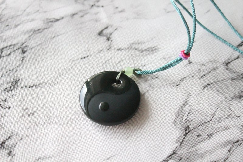 Journal-太极 纯天然新疆和田青玉(和阗玉) 阴阳雕刻挂坠项链 - 项链 - 宝石 