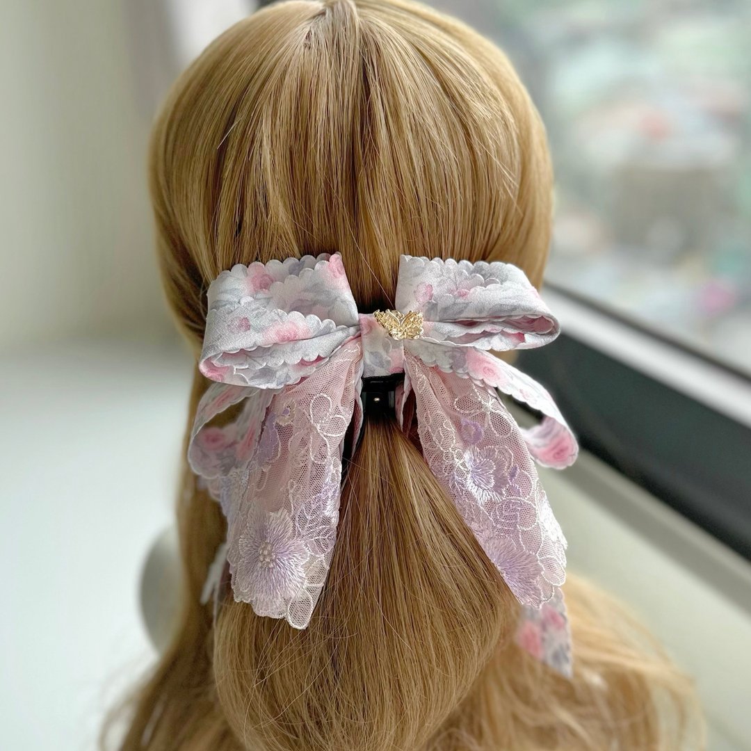 独家立体蕾丝蝴蝶结相交夹香蕉夹仙女夹发夹-灰粉色 - 发饰 - 其他材质 粉红色