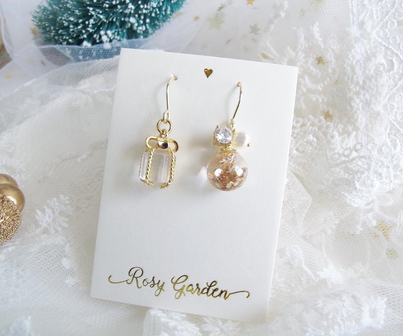 Rosy Garden 节庆冬日小礼物 流沙水晶球耳环 可换耳夹 - 耳环/耳夹 - 玻璃 金色