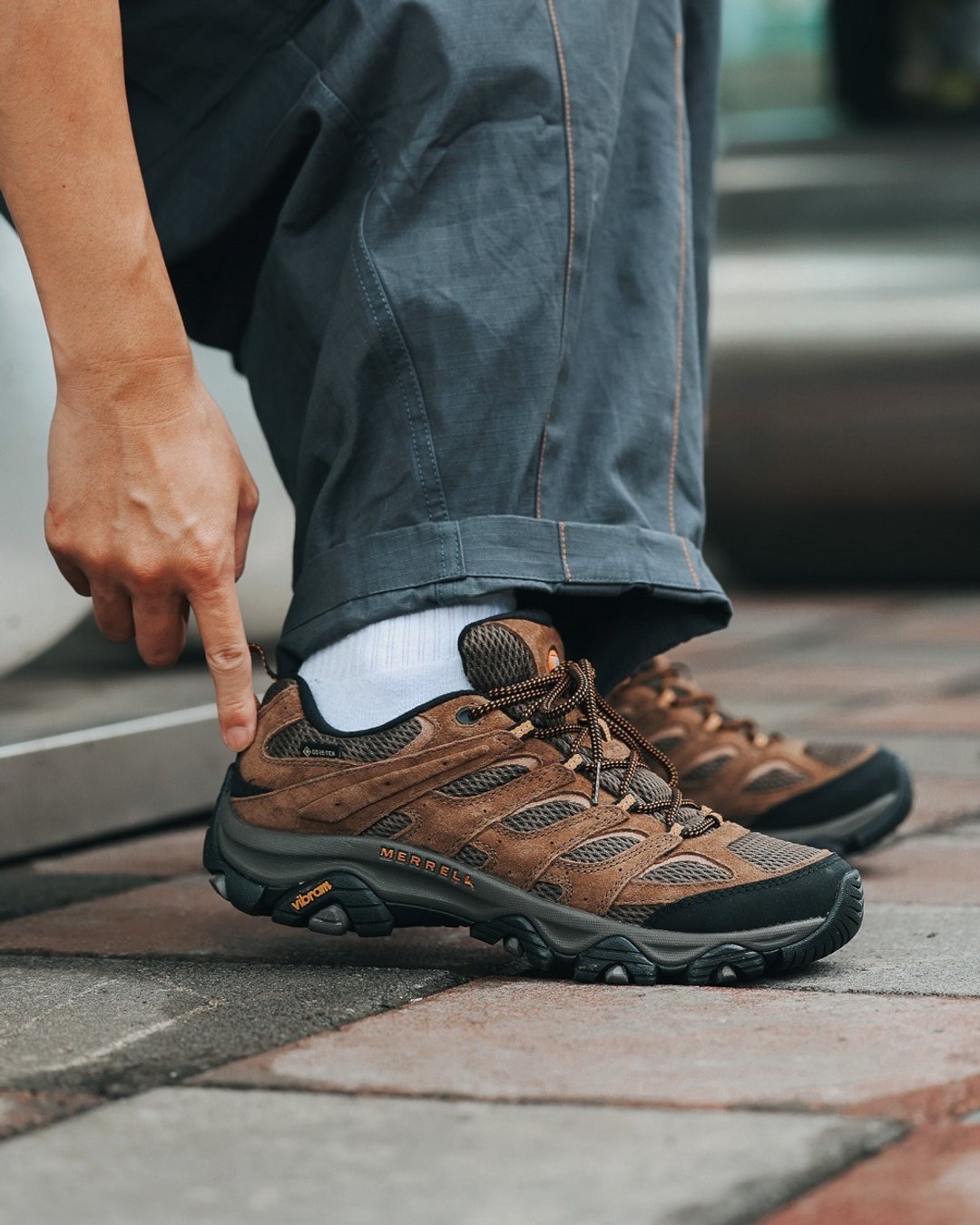 MERRELL MOAB 3 GORE-TEX 防水登山健行鞋 男鞋 - 宽楦棕色 - 男款运动鞋/球鞋 - 防水材质 