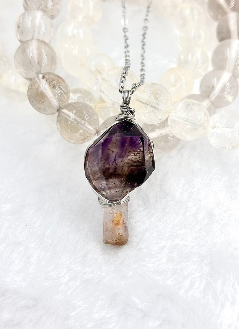 (独一无二) 超七 - 紫烟三轮骨干水晶 - 原矿 - 项链 SuperSeven - 颈链 - 水晶 紫色