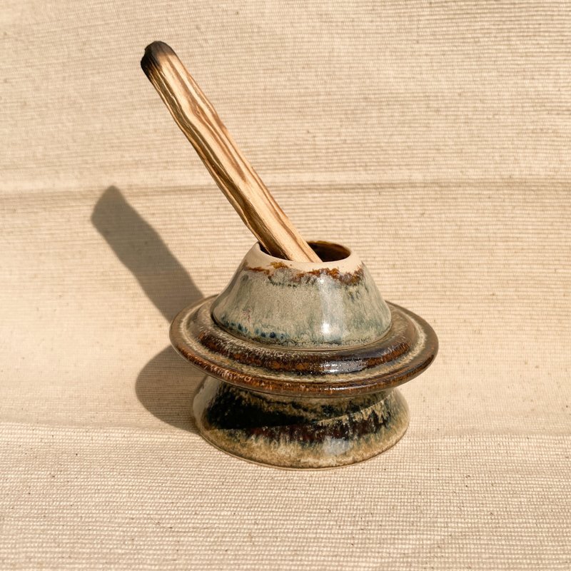 香器具 | 拼起来有点像UFO飞船的短脚圣木香座 - 香薰/精油/线香 - 陶 多色