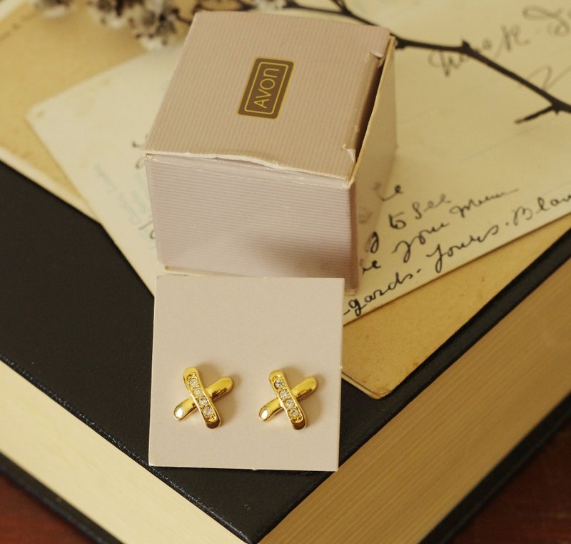 老又好古董珠宝 AVON 1988金色交叉X莱茵石针式耳环  P341 - 耳环/耳夹 - 其他金属 金色