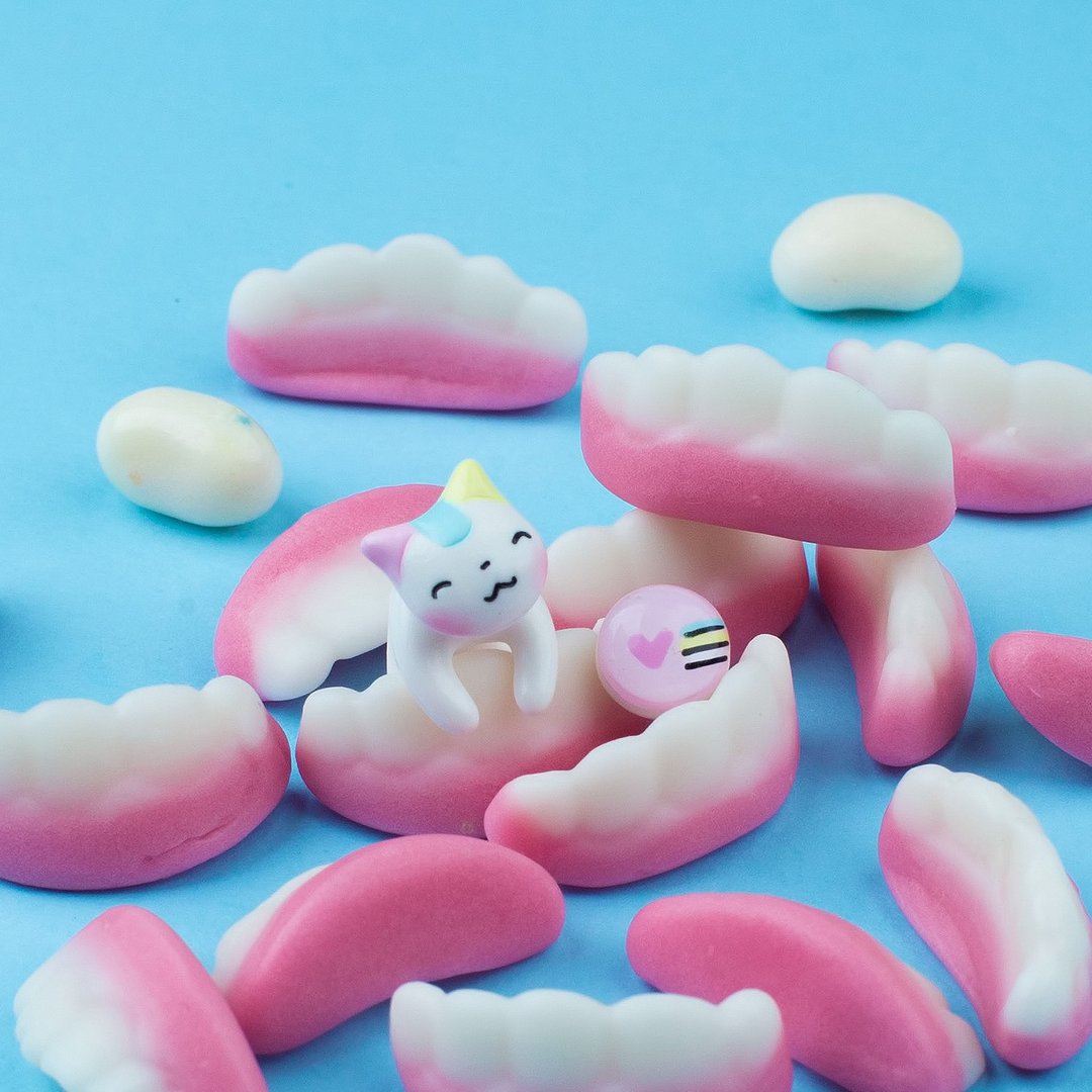 White/Strips Cat Earrings - Marshmallow Cat Earrings Polymer Clay - 耳环/耳夹 - 粘土 多色