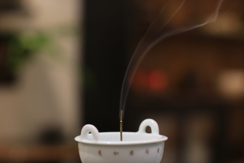 影青诗文双耳三足小鼎香炉 - 摆饰 - 瓷 