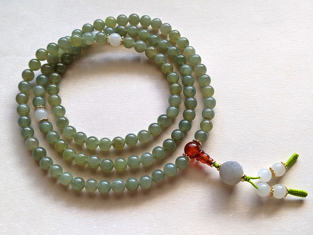 ORLI Jewelry 天然和阗玉晴水青玉108颗念珠 和田玉佛珠 雕花珠 - 项链 - 玉石 绿色