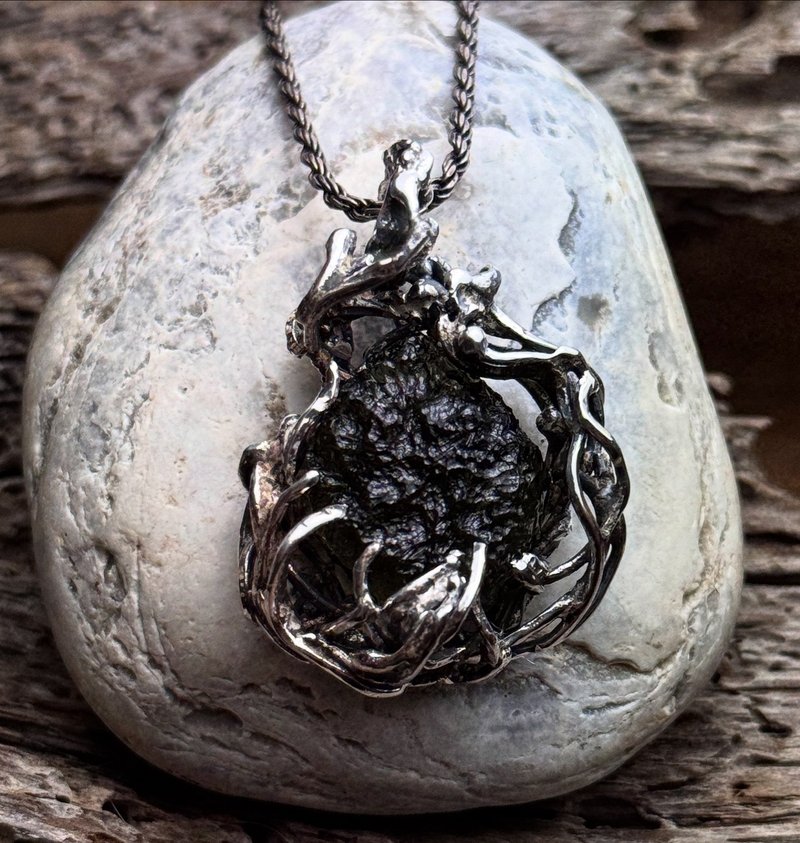 Moldavite / 捷克陨石 / 火之子 - 项链 - 半宝石 绿色