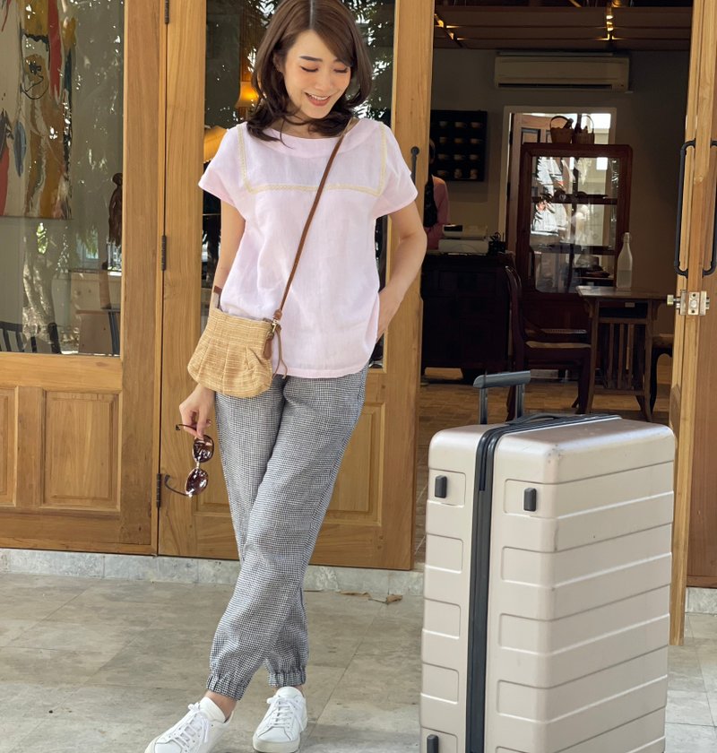 可可上衣 樱花粉亚麻 圆领蝙蝠袖 - 女装上衣 - 棉．麻 粉红色