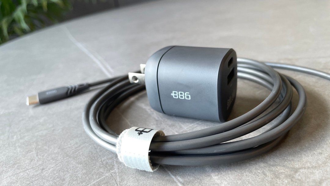 +886 极Hai GaN氮化镓 2孔快充充电器+USB-C to Lightning快充组 - 手机配件 - 其他材质 绿色