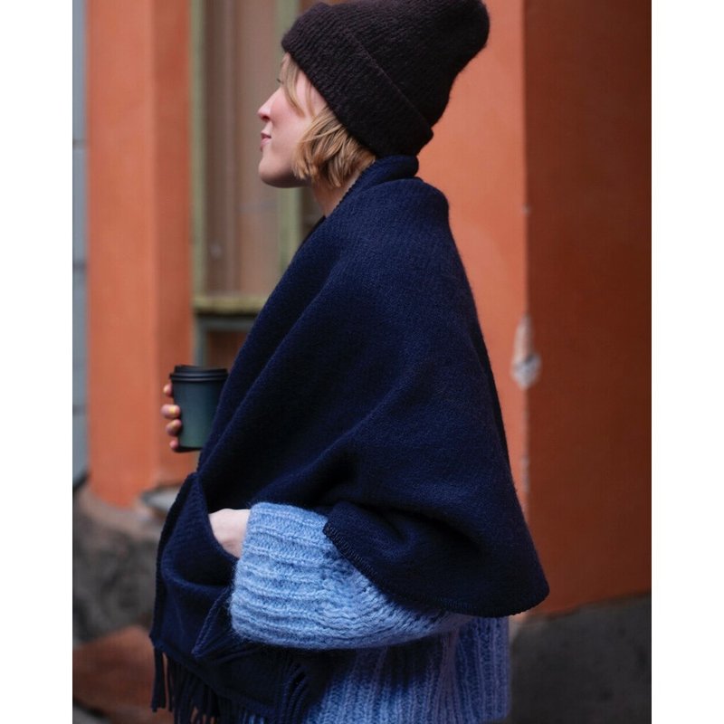 UNI羊毛口袋披肩 (暗夜蓝) - 围巾/披肩 - 羊毛 蓝色