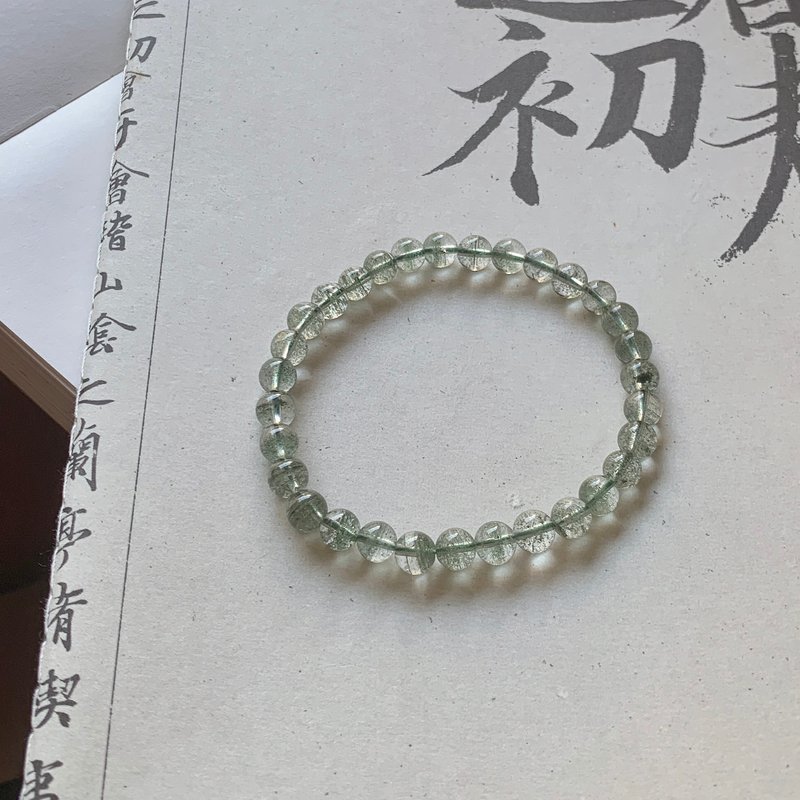 芜绿。天然满天星绿幽灵6mm手链 纳福敛财平安水晶饰品礼物手串 - 手链/手环 - 水晶 绿色
