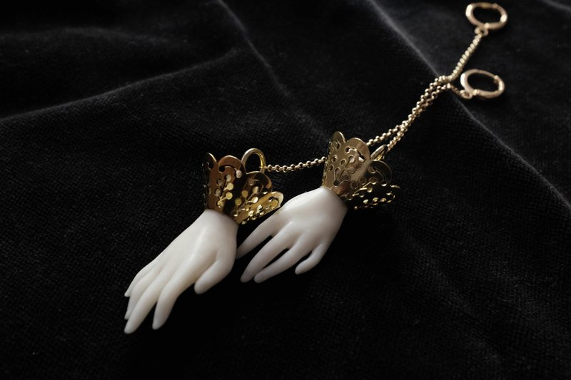 Les Mains - 耳环 - 耳环/耳夹 - 铜/黄铜 金色