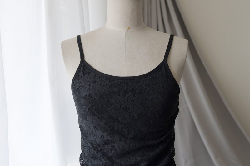 【手工家居服】蜜花・蕾丝面贴身小背心・台湾制 - 女装背心 - 棉 黑色