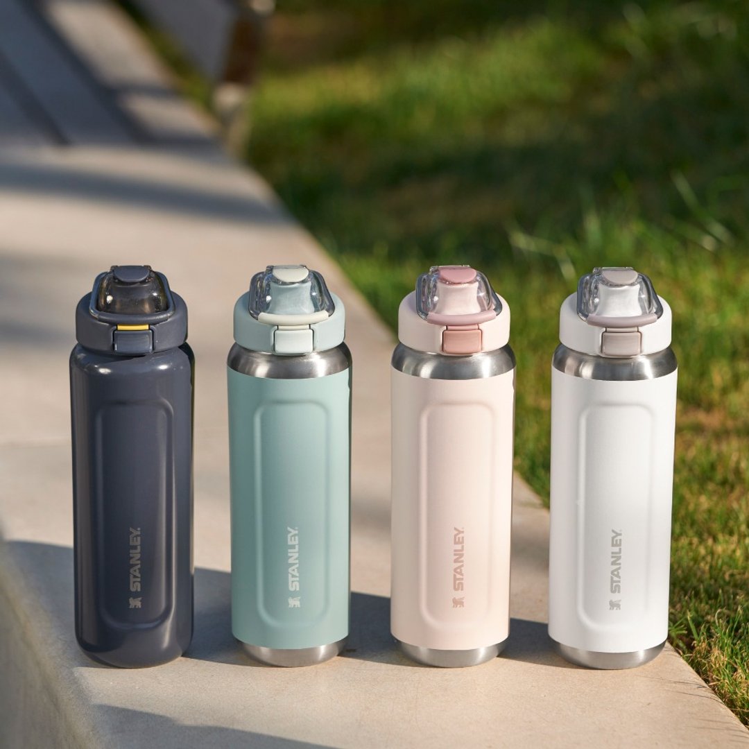 STANLEY 经典系列 弹盖提环水壶 0.7L / 冰雪白 - 水瓶/水壶 - 不锈钢 