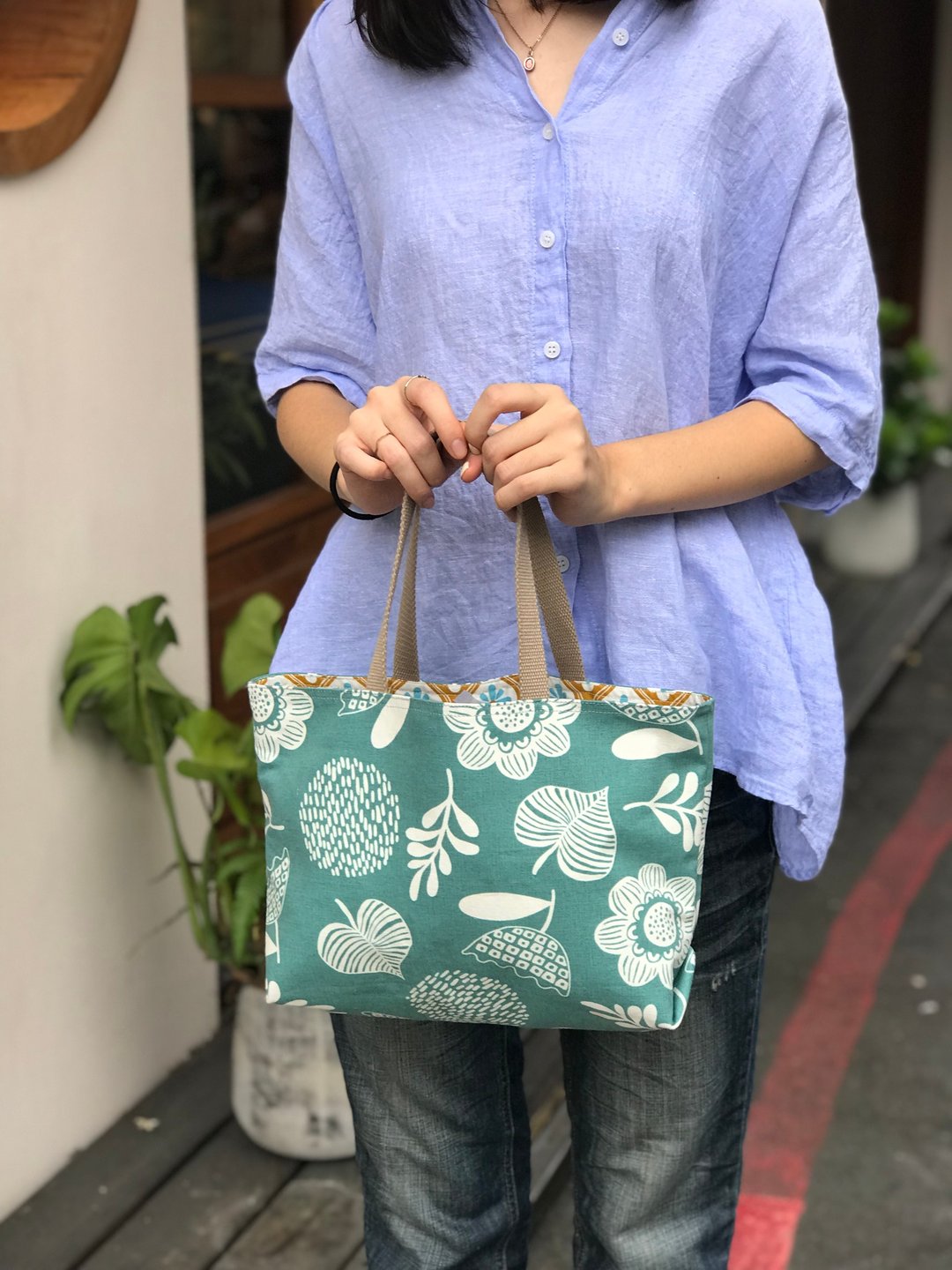 关注本馆可获折价码 台湾制棉布  托特包 环保包 水饺包 便当袋 - 手提包/手提袋 - 棉．麻 多色