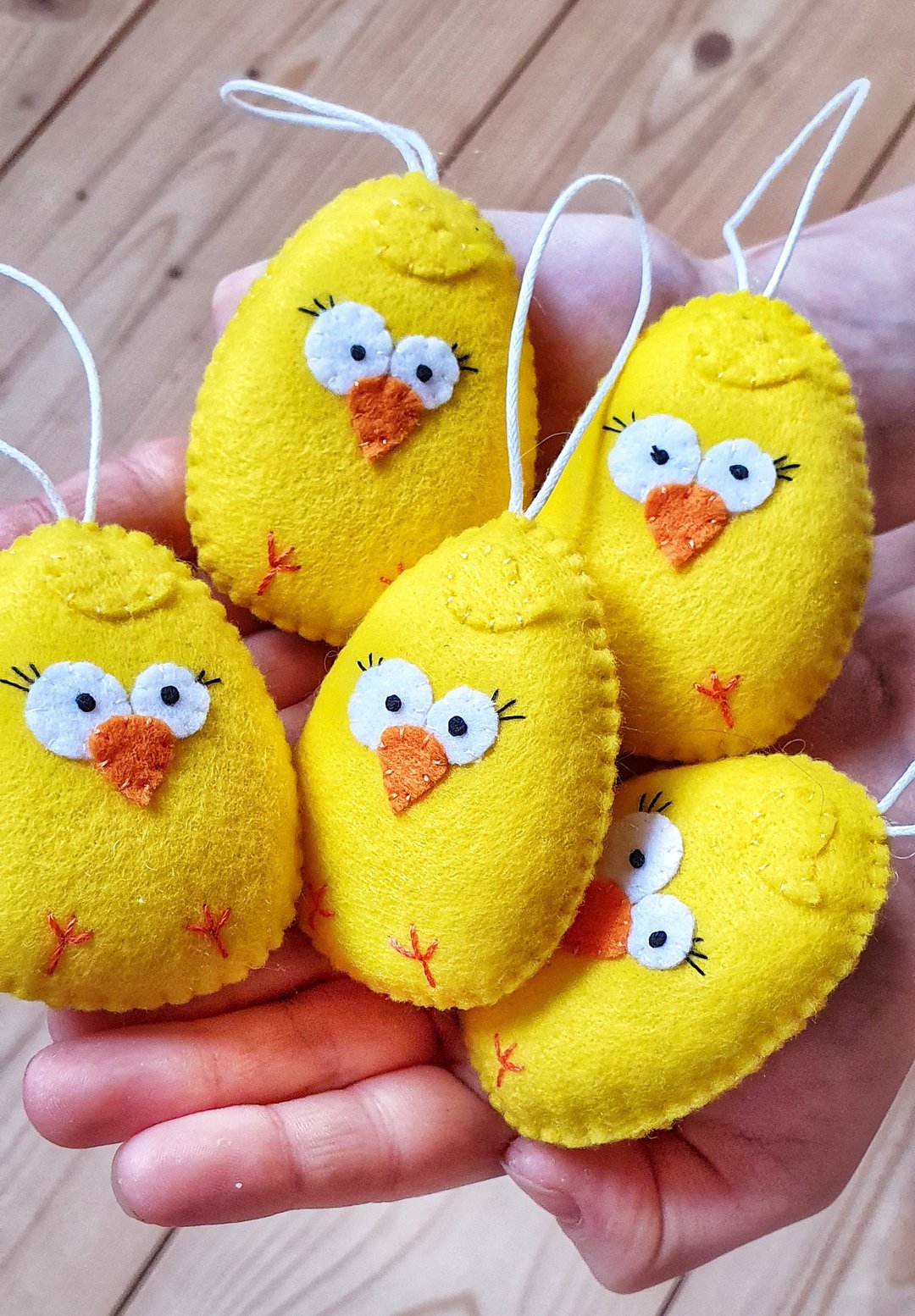 5 pcs Felt easter eggs ornaments, Easter cute chicks, baby first Easter gift - 玩偶/公仔 - 聚酯纤维 黄色