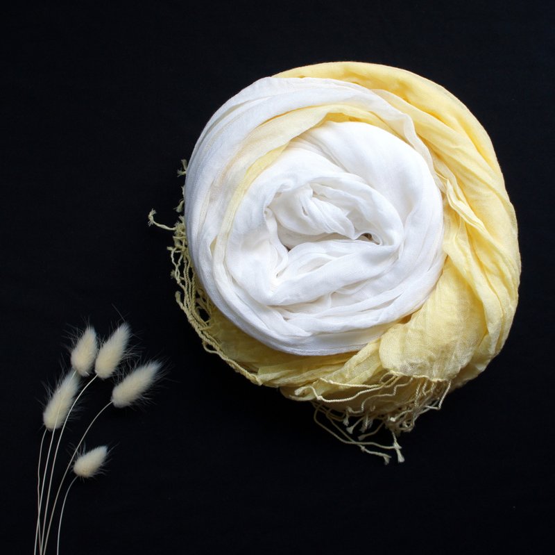 植物染棉围巾－阳光独白 - 丝巾 - 棉．麻 黄色