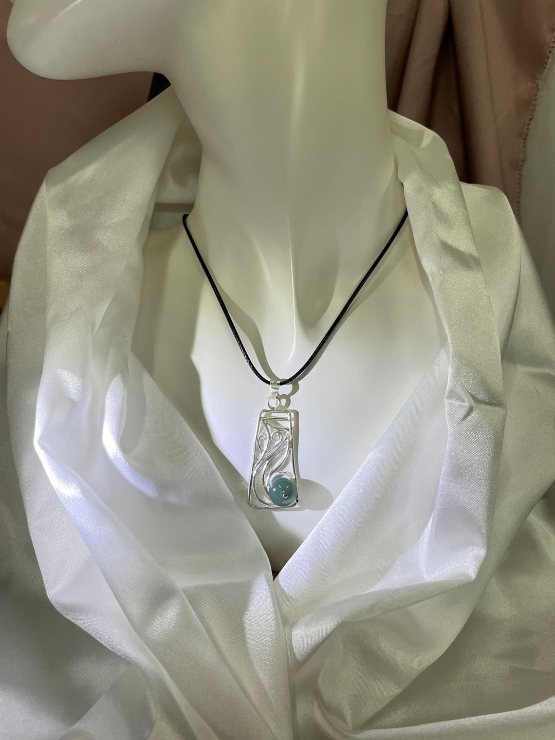 流光蓝韵 999 纯银天然翡翠项链 手作银饰 知性优雅系列 - 项链 - 纯银 银色