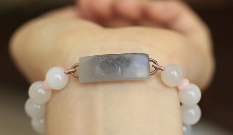 和田 藕粉 凝串。生命灵数8 - 手链/手环 - 宝石 