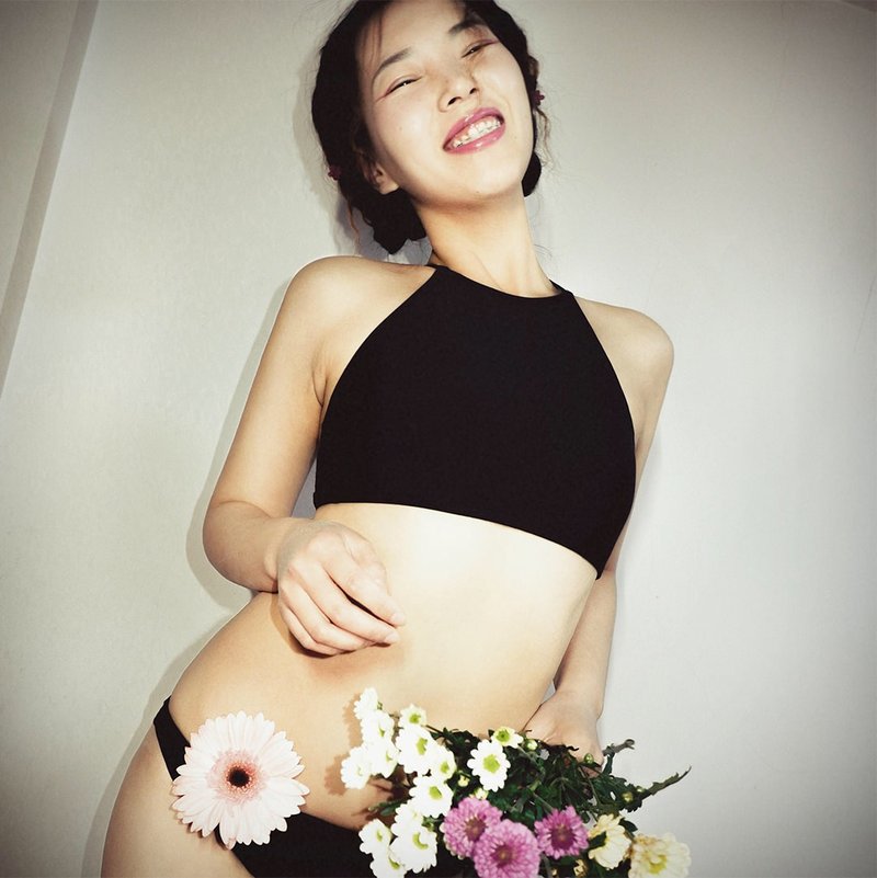CROPTOP 復古黑色交叉 兩件式比基尼 - 女装泳衣/比基尼 - 其他材质 黑色