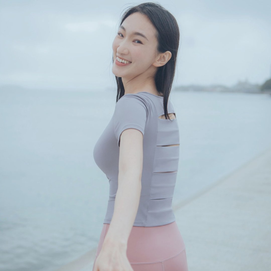 【MACACA】巴黎早安包覆罩衫 - AIA2802 雾紫 - 女装运动衣 - 棉 紫色