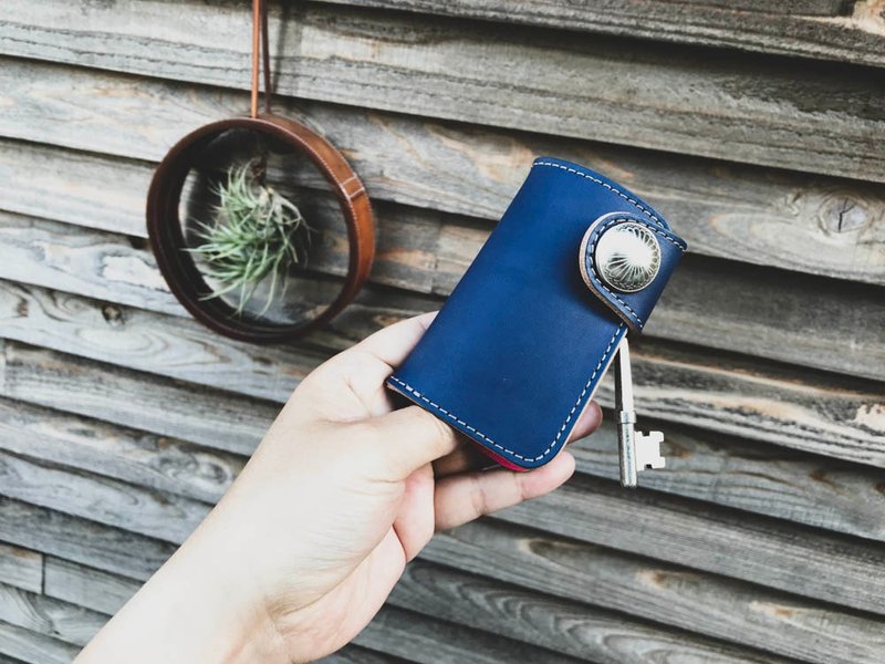 TWO FOLD Key case with concho as the main character Two-fold key case Card storage OK TFK-NR-HSf - 钥匙链/钥匙包 - 真皮 蓝色