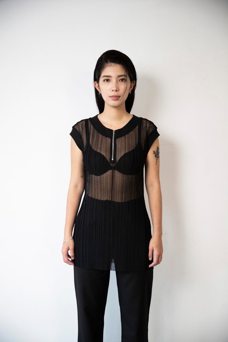 半开拉链透肤背心 - 女装上衣 - 其他人造纤维 黑色