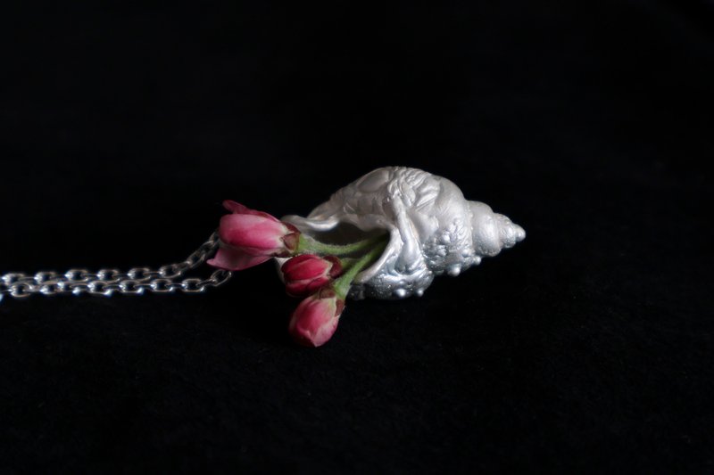 独特的肌理感 纯银海螺吊坠小众孤品挂坠 - 项链 - 纯银 银色