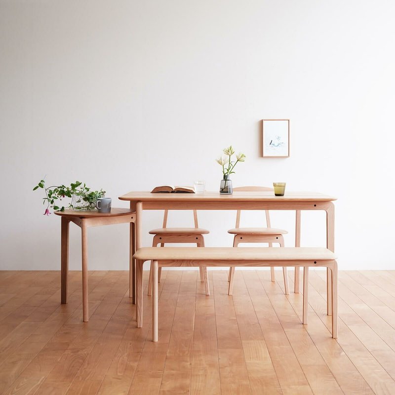 LISCIO | 圆形中桌直径49cm（中桌） - 餐桌/书桌 - 木头 