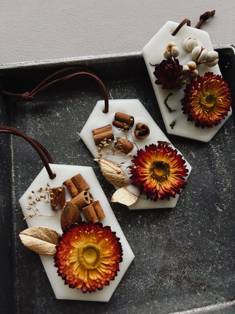 麦藏拾桂 - 花艹薰衣草香氛蜡片。扩香片 | 麦秆菊。肉桂 - 香薰/精油/线香 - 蜡 咖啡色