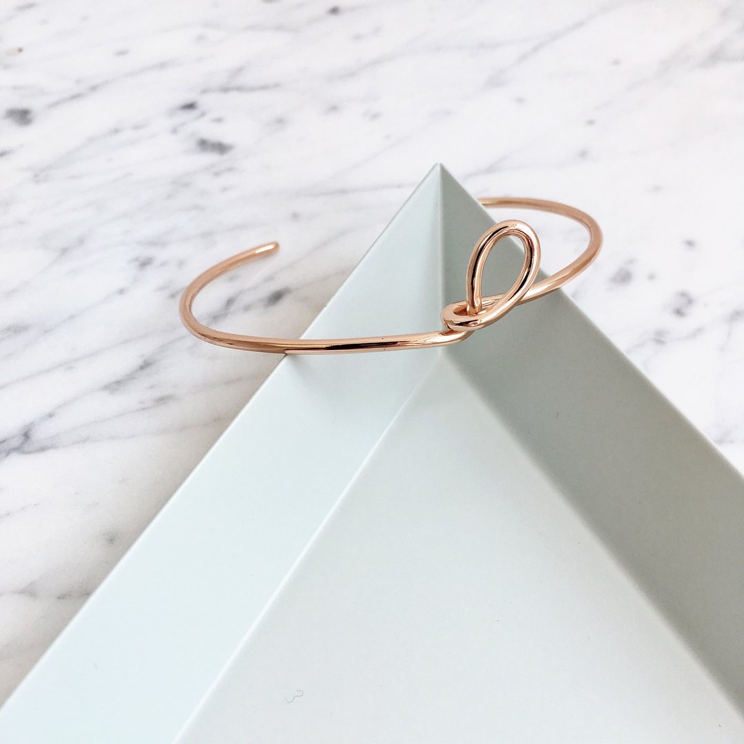 旋转手环 A little twist bangle - 手链/手环 - 其他金属 金色