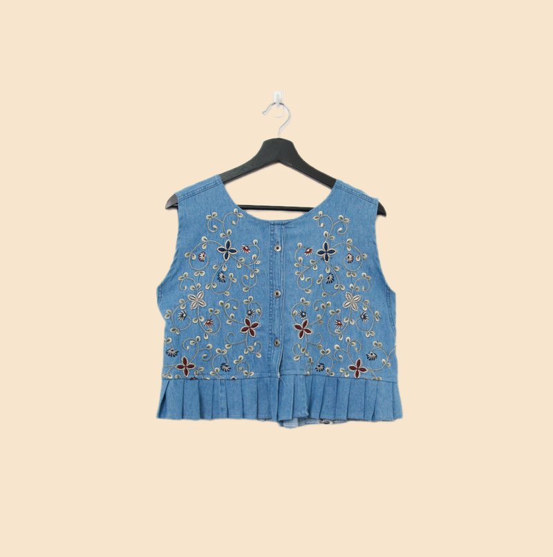 Back to Green-丹宁刺绣背心 对称 满版藤蔓 dv-31//vintage vest - 女装背心 - 棉．麻 