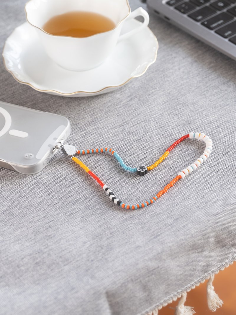 M.Beads 日本串珠手机手链 /手机链 /手机吊饰 Hibiscus - 吊饰 - 其他材质 多色