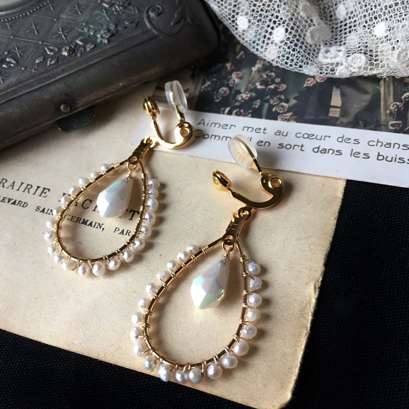 14kgf Freshwater Keshi Pearl and Vintage Bead Drop Earrings OR Brass Painless Ear Clip - 耳环/耳夹 - 宝石 白色