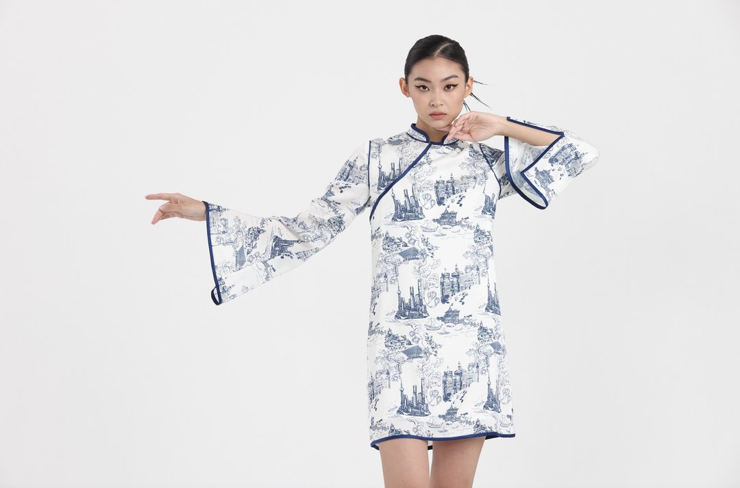 Yi-ming MADONNA真丝A-LINE 旗袍 - 白/海军蓝 - 女装休闲/机能外套 - 棉 