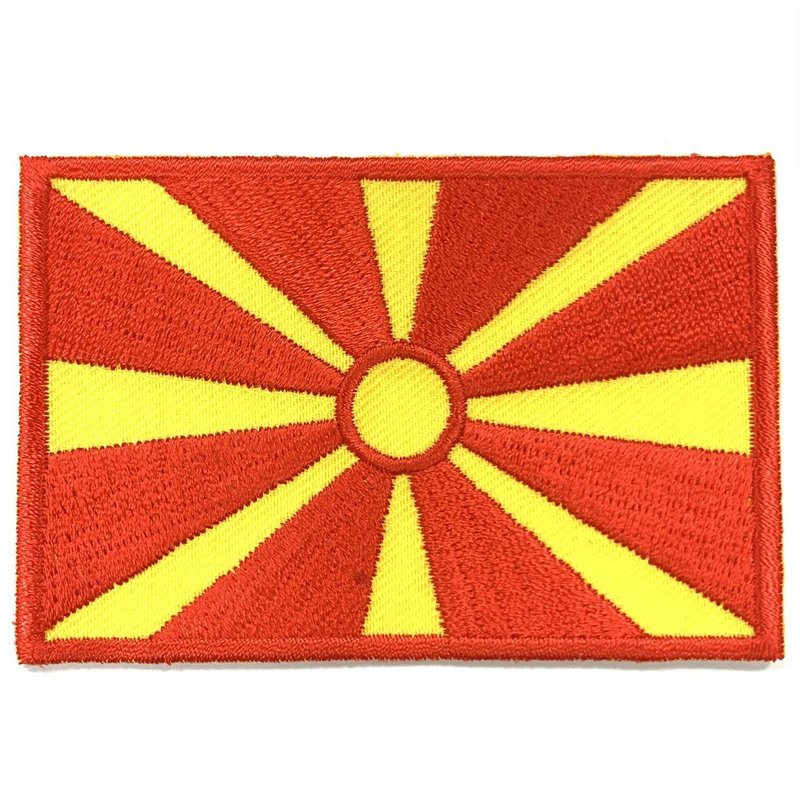 北马其顿 国旗背胶肩章 布艺背包贴 刺绣布贴 熨烫胸章 刺绣徽章 - 徽章/别针 - 绣线 多色