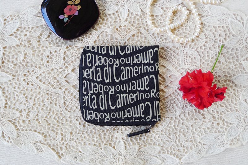 90s ROBERTA DI CAMERINO Black and White Sporty Style Half Wallet ,money bag, squ - 皮夹/钱包 - 其他材质 黑色