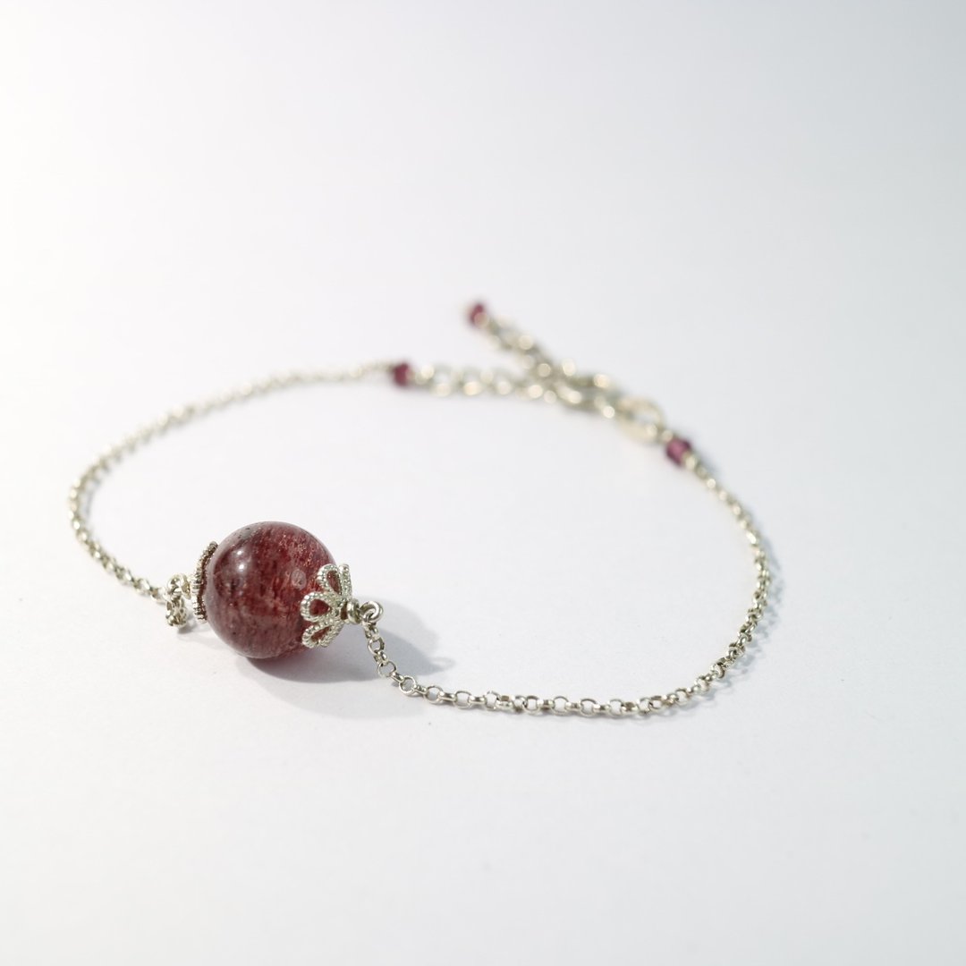 草莓水晶纯银手链 Strawberry Quartz Bracelet - 手链/手环 - 宝石 红色