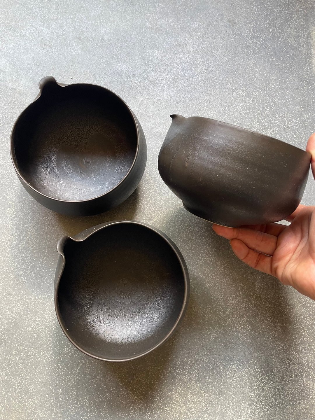 附注口抹茶碗 - 茶具/茶杯 - 陶 黑色