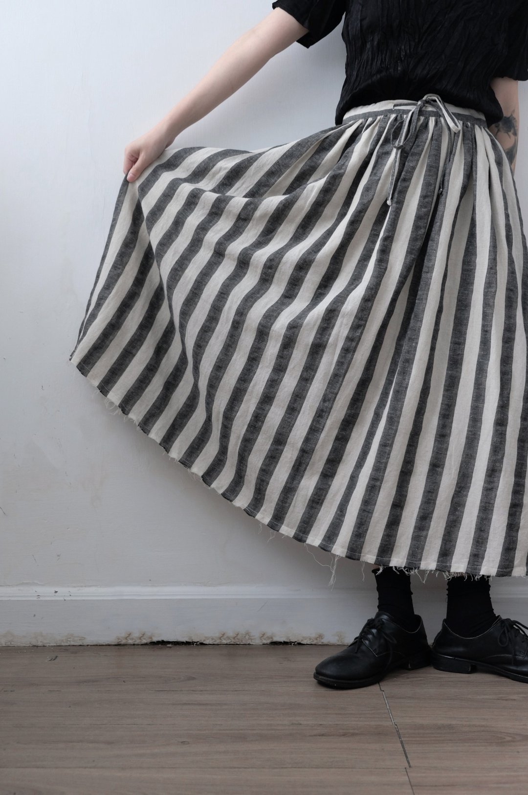Stripe linen gathering skirt 条纹亚麻半身裙 - 裙子 - 棉 灰色