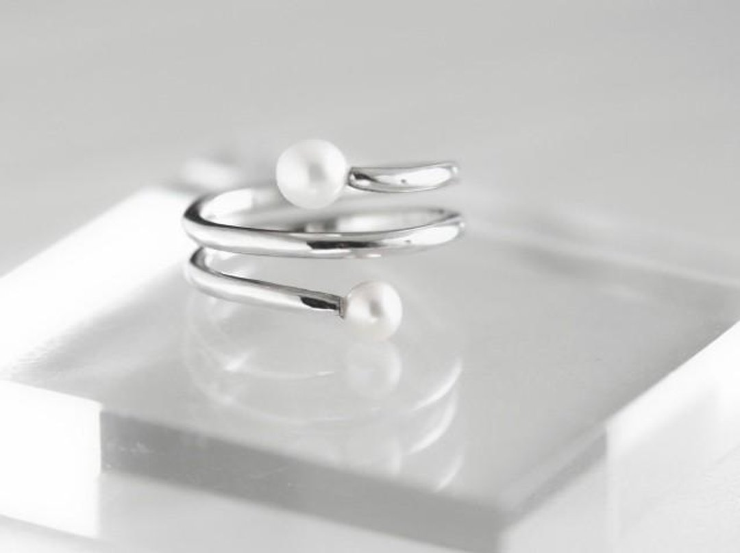 Spring Silver Pearl Ring [Made to order] - 戒指 - 宝石 