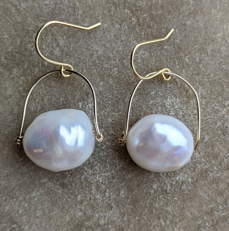 巴洛克珍珠包金耳环 - 耳环/耳夹 - 珍珠 