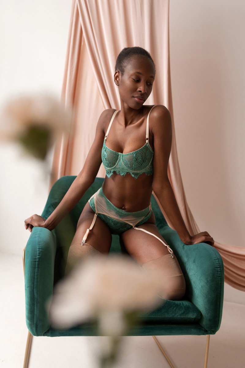 Sexy garter belt set - Emerald green lace bra, panties and suspender belt - 女士内衣裤 - 聚酯纤维 绿色